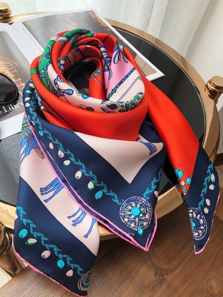 Custom Lady Silk Scarf Manufacturer